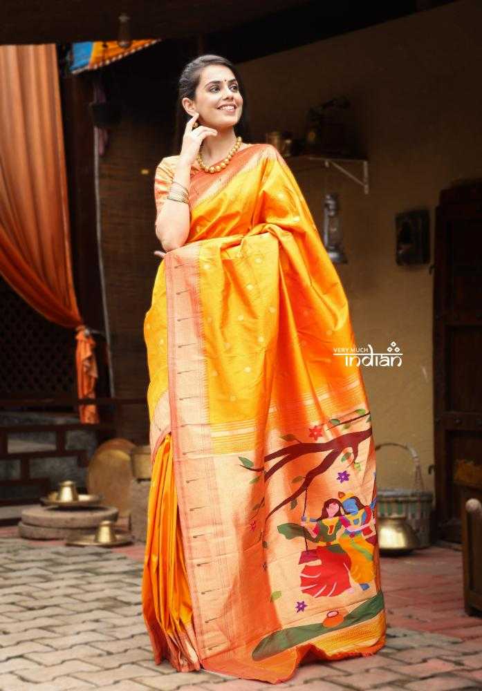 Triple Muniya Border with Parrots Pallu Pure Silk Paithani Saree